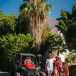 Greek Village - Latchi הכפר היווני - כשר