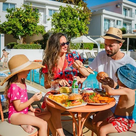 Hotel Greek Village - Latchi הכפר היווני - כשר Polis
