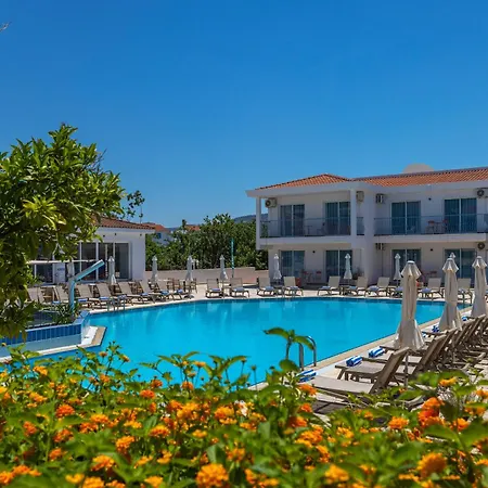 Greek Village - Latchi הכפר היווני - כשר Hotel Polis