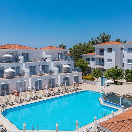 Hotel Greek Village - Latchi הכפר היווני - כשר