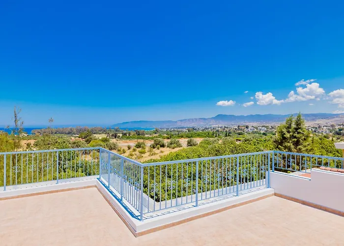 Greek Village - Latchi הכפר היווני - כשר