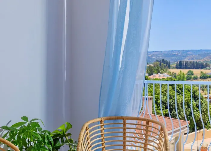 Hotel Greek Village - Latchi הכפר היווני - כשר 4*