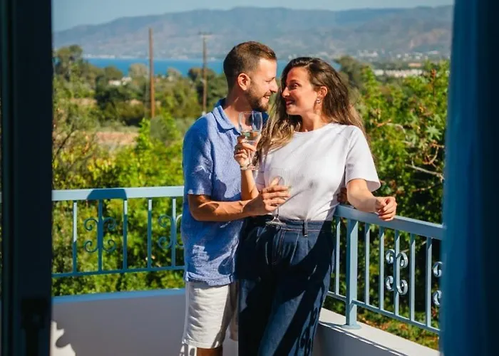 Greek Village - Latchi הכפר היווני - כשר 4* Polis