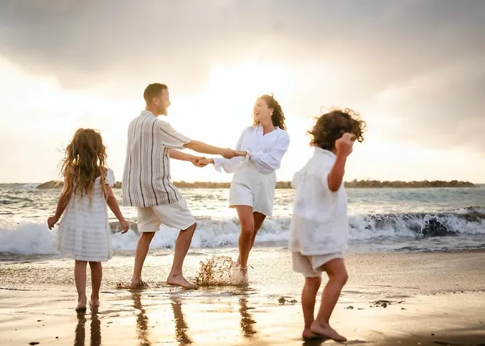 Greek Village - Latchi הכפר היווני - כשר