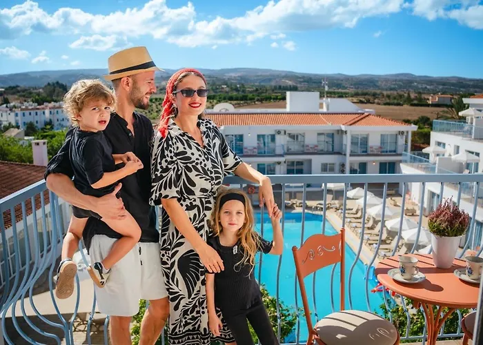 Greek Village - Latchi הכפר היווני - כשר Hotel 4*