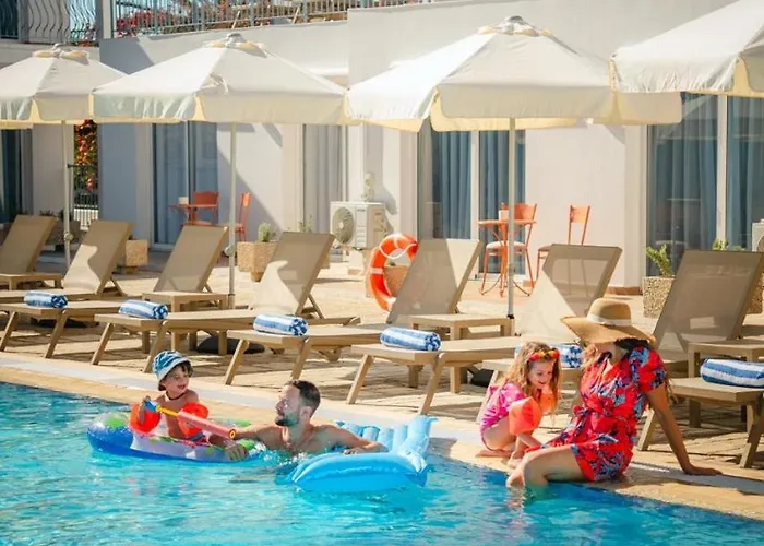 Greek Village - Latchi הכפר היווני - כשר