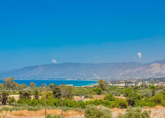 Greek Village - Latchi הכפר היווני - כשר ホテル Polis