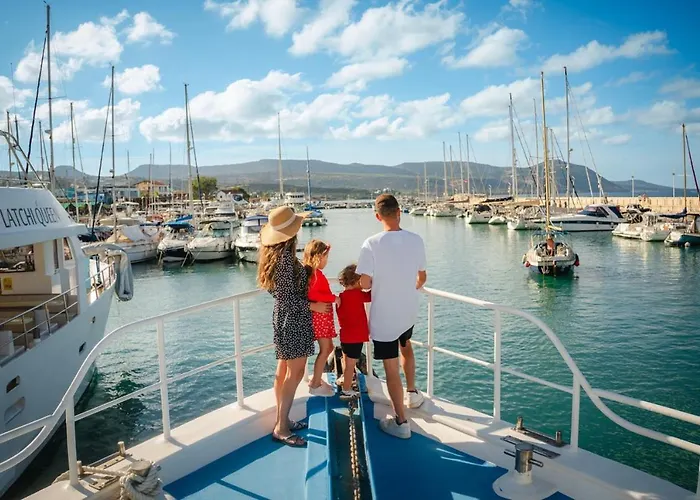 ホテル Greek Village - Latchi הכפר היווני - כשר