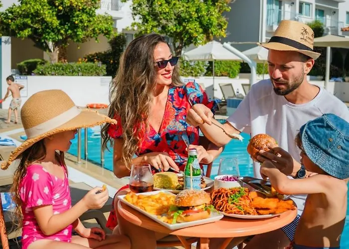 ホテル Greek Village - Latchi הכפר היווני - כשר Polis